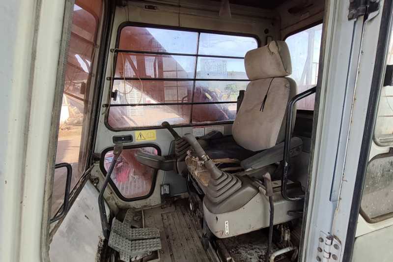 OmecoHub - Immagine FIAT HITACHI FH200-3